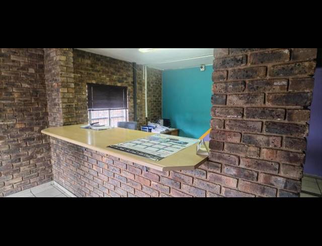 INDUSTRIAL PROPERTY TO RENT IN SILVERTONDALE